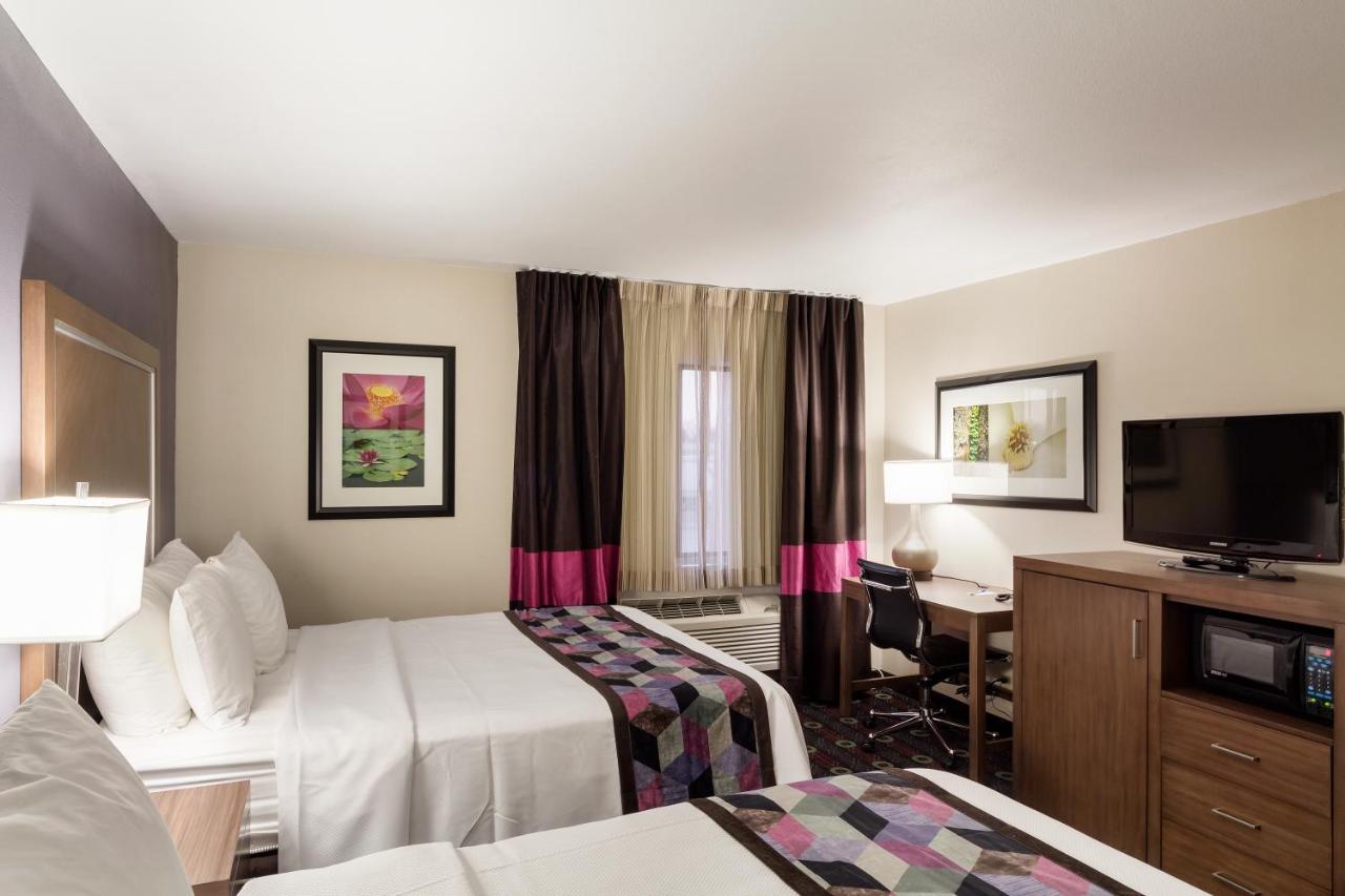 Comfort Inn Midtown Tulsa Bagian luar foto