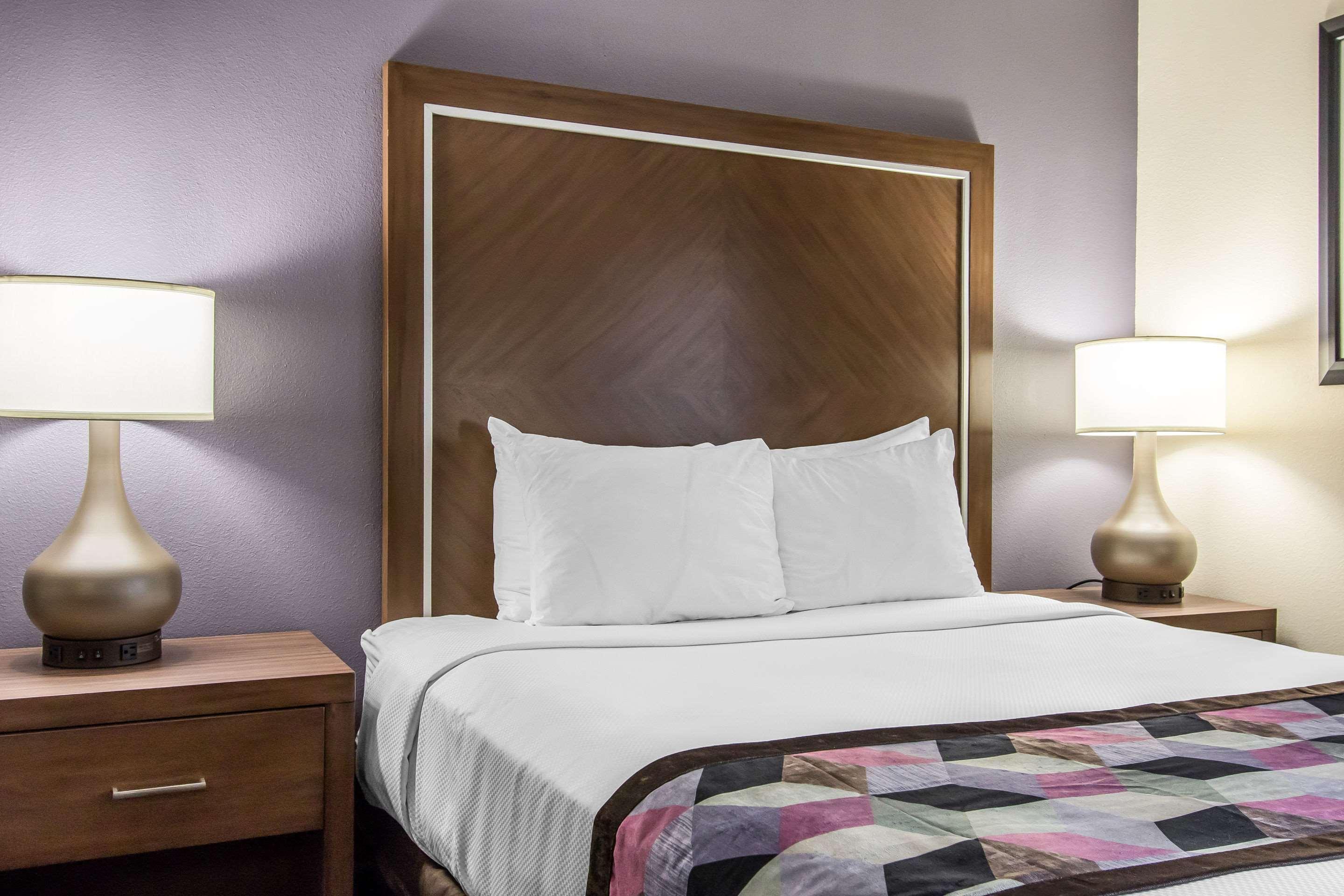 Comfort Inn Midtown Tulsa Bagian luar foto