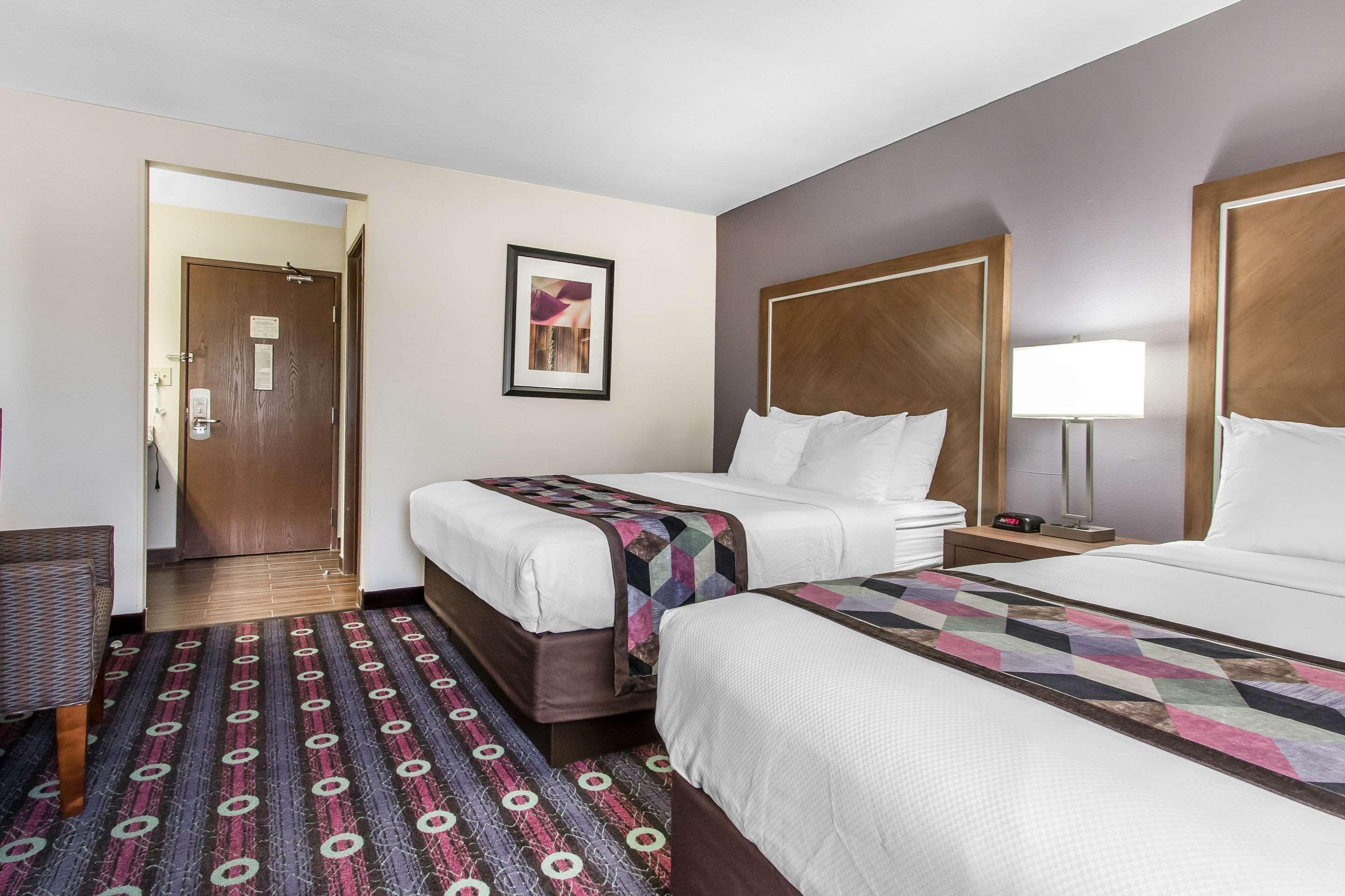 Comfort Inn Midtown Tulsa Bagian luar foto