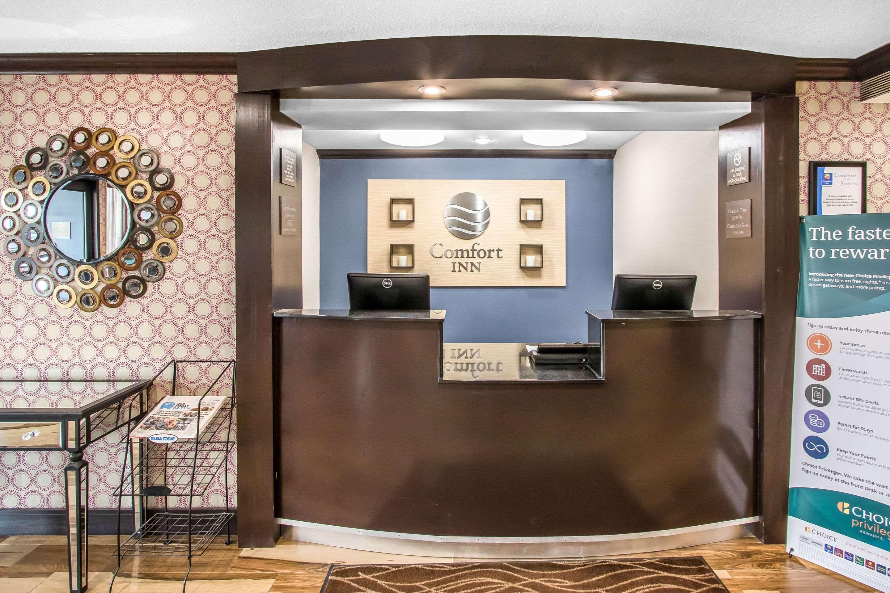 Comfort Inn Midtown Tulsa Bagian luar foto