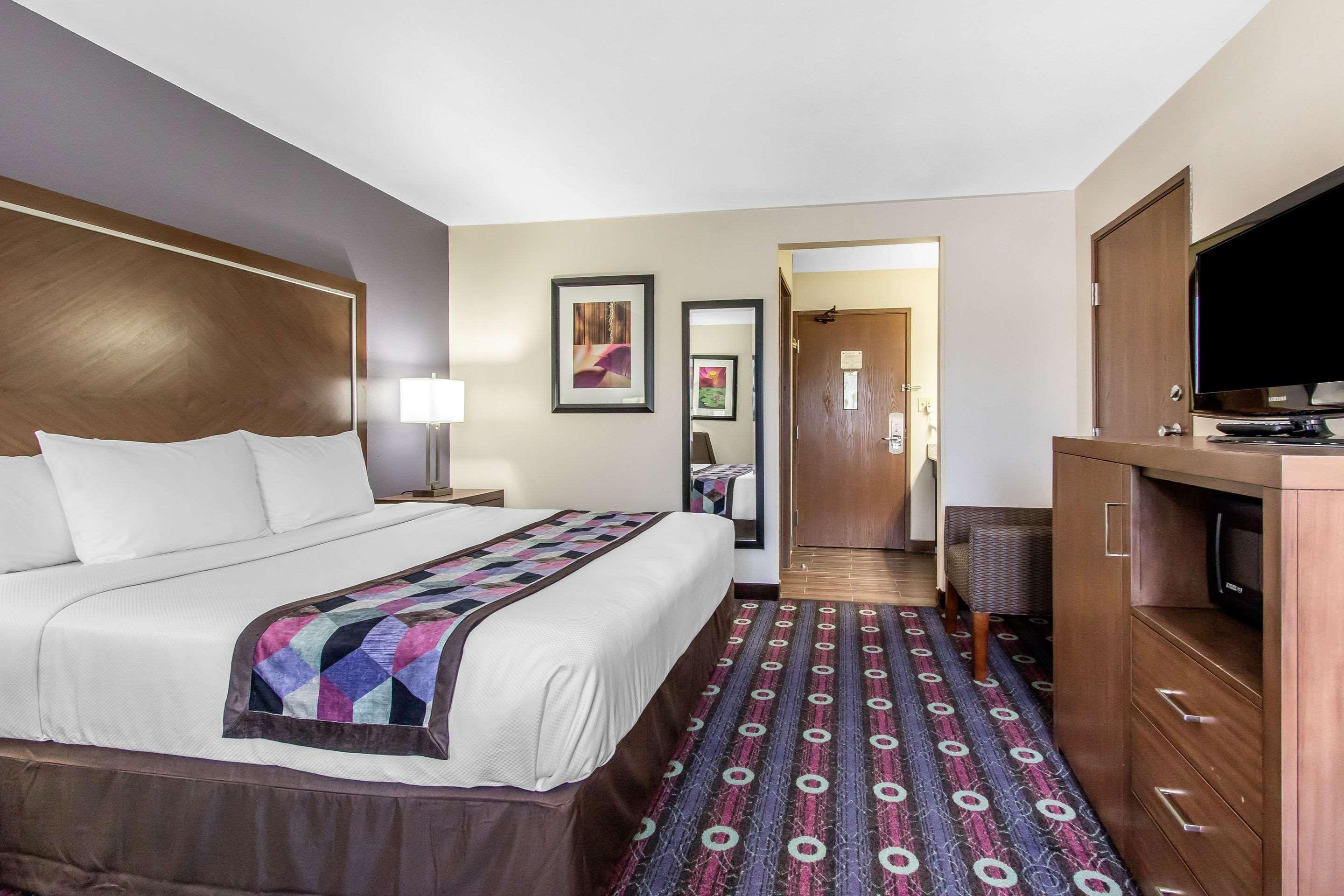 Comfort Inn Midtown Tulsa Bagian luar foto