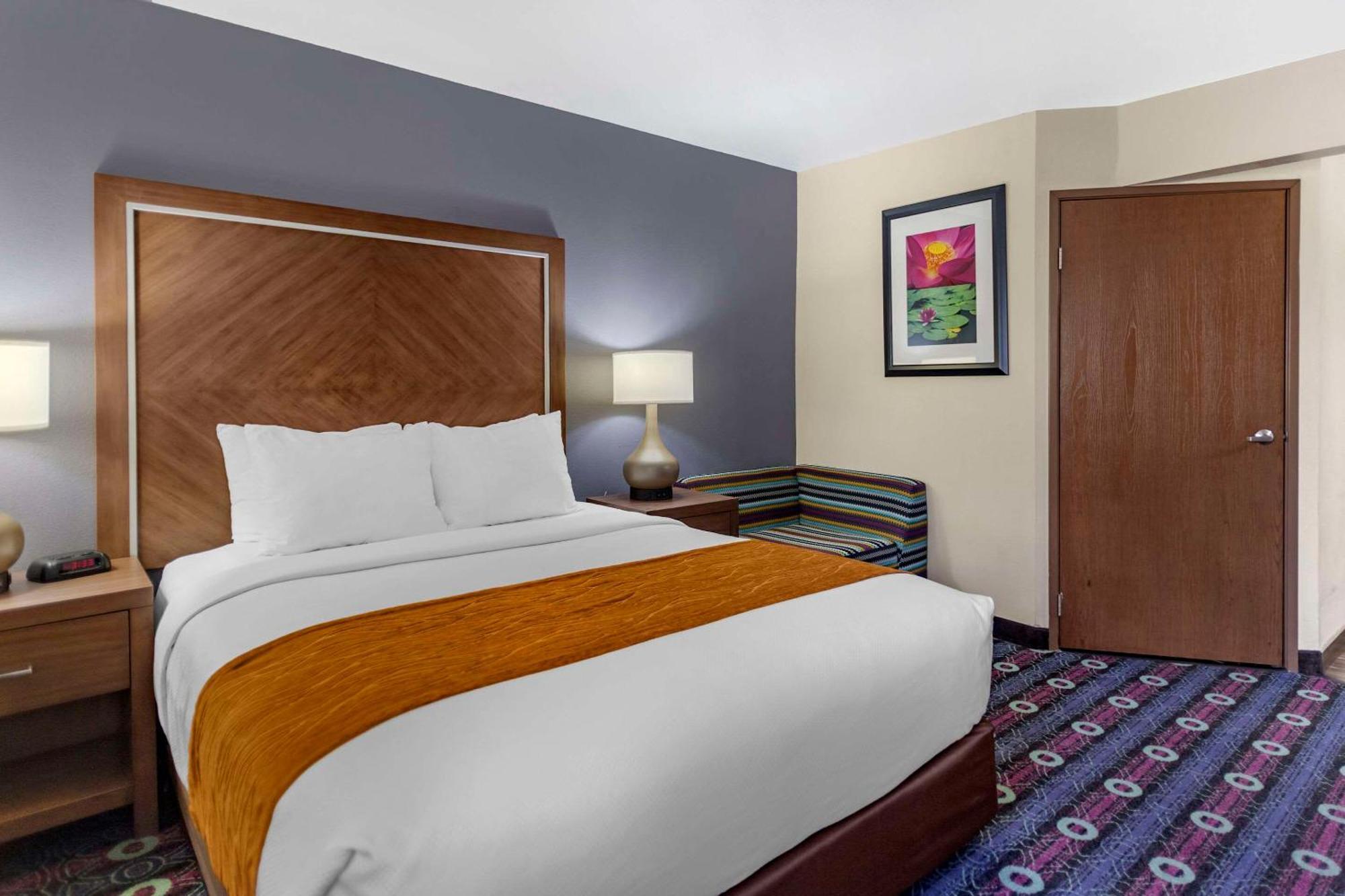 Comfort Inn Midtown Tulsa Bagian luar foto