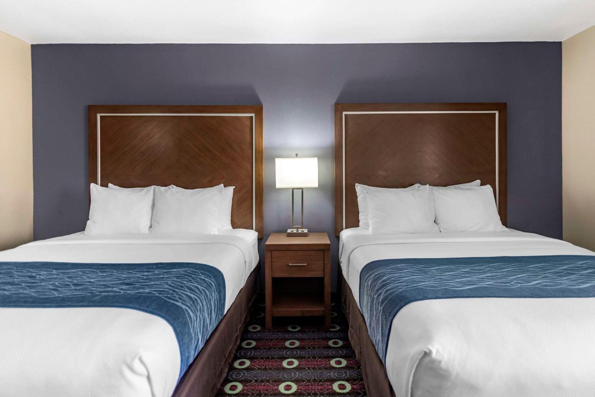 Comfort Inn Midtown Tulsa Bagian luar foto