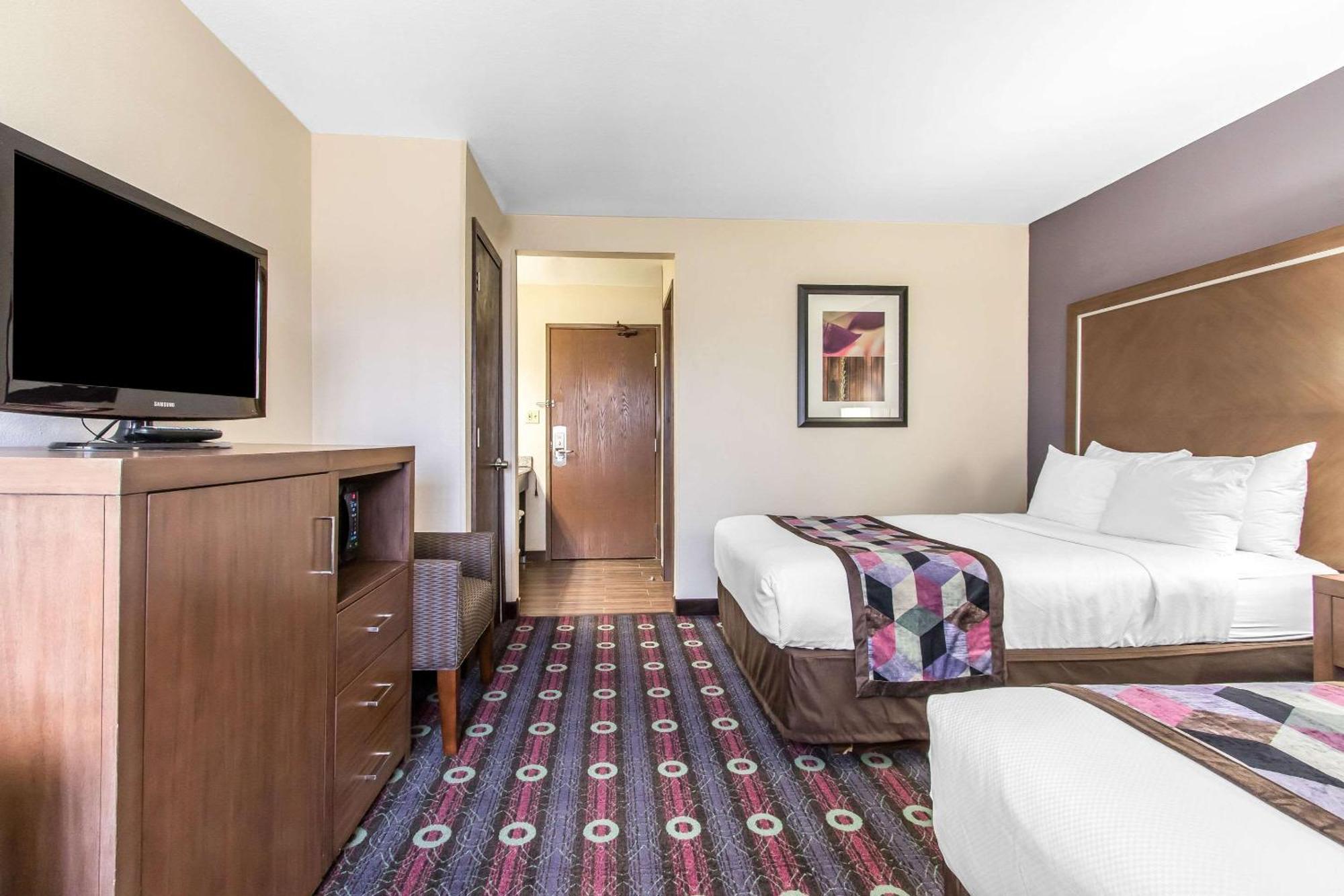 Comfort Inn Midtown Tulsa Bagian luar foto