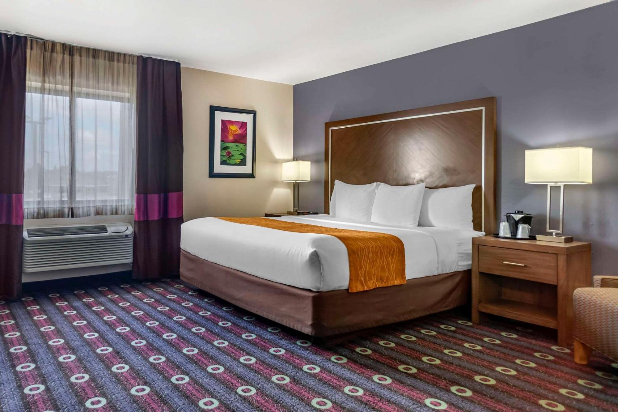 Comfort Inn Midtown Tulsa Bagian luar foto