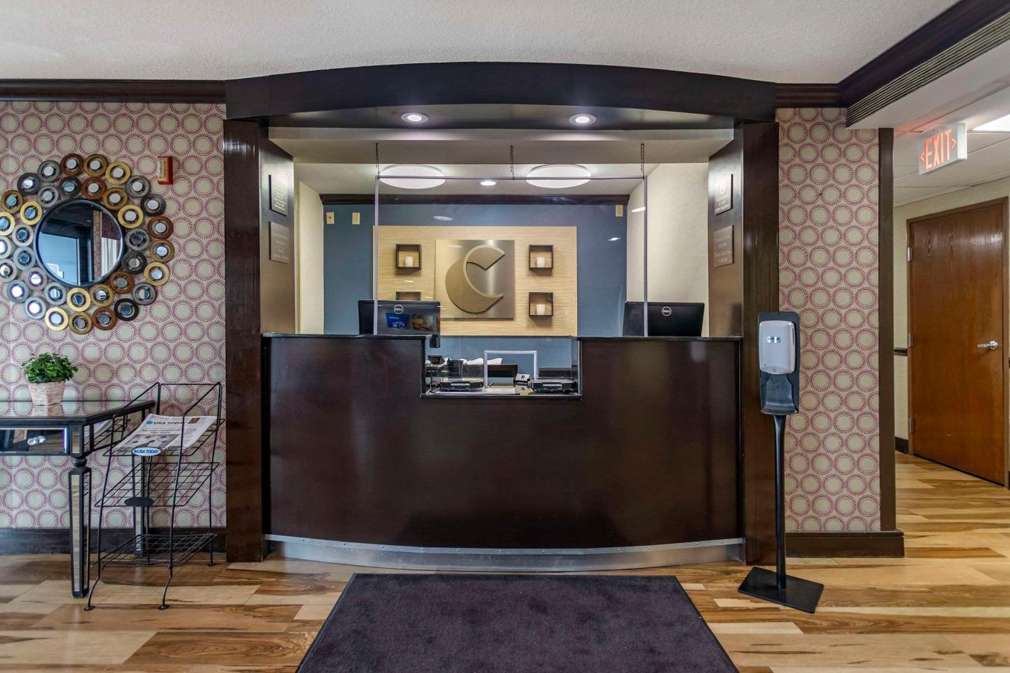 Comfort Inn Midtown Tulsa Bagian luar foto